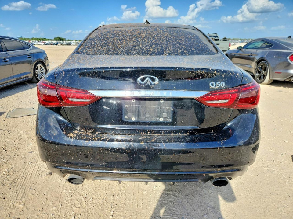 Infiniti Q50 3.0T LUXE 2018 — Copart