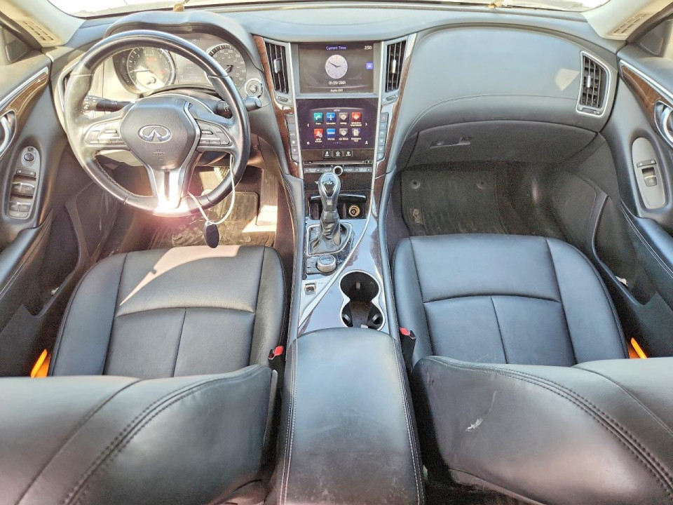 Infiniti Q50 3.0T LUXE 2018 — Copart
