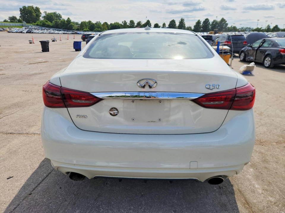 Infiniti Q50 3.0T LUXE 2018 — Copart