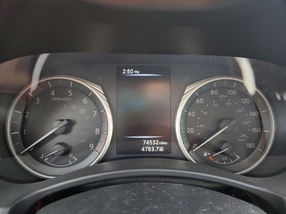 Infiniti Q50 3.0T LUXE 2018 — Copart
