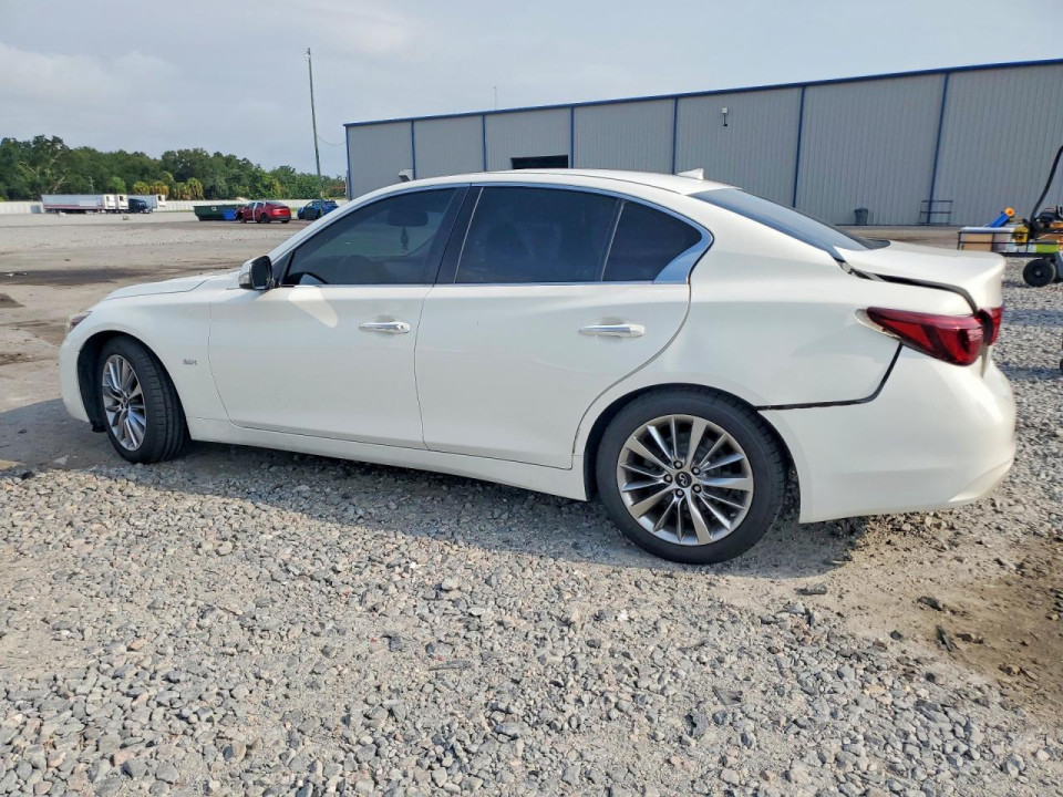 Infiniti Q50 3.0T LUXE 2018 — Copart