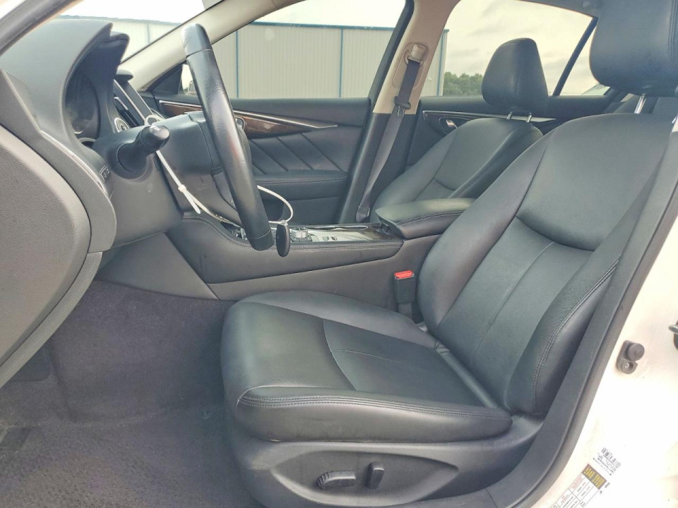 Infiniti Q50 3.0T LUXE 2018 — Copart