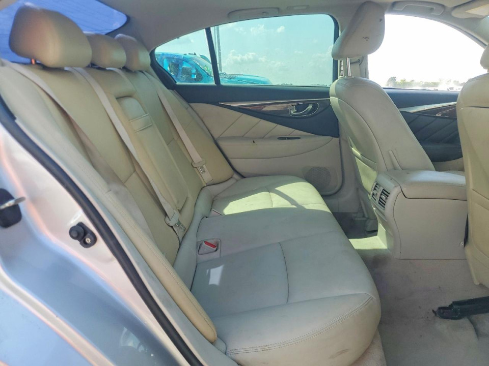 Infiniti Q50 3.0T LUXE 2018 — Copart