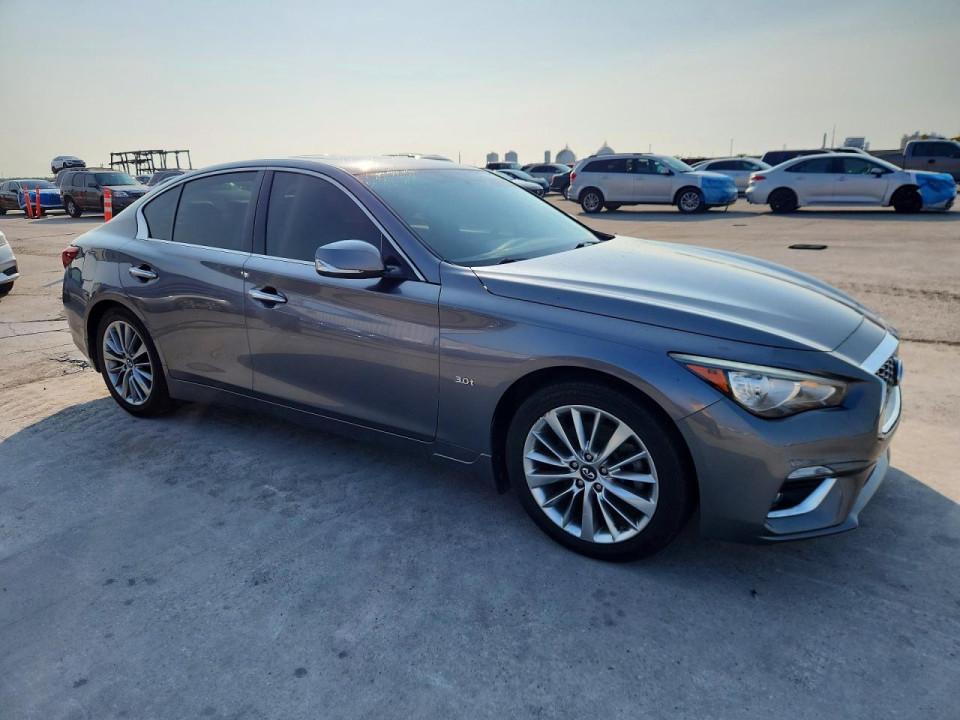 Infiniti Q50 3.0T LUXE 2018 — Copart
