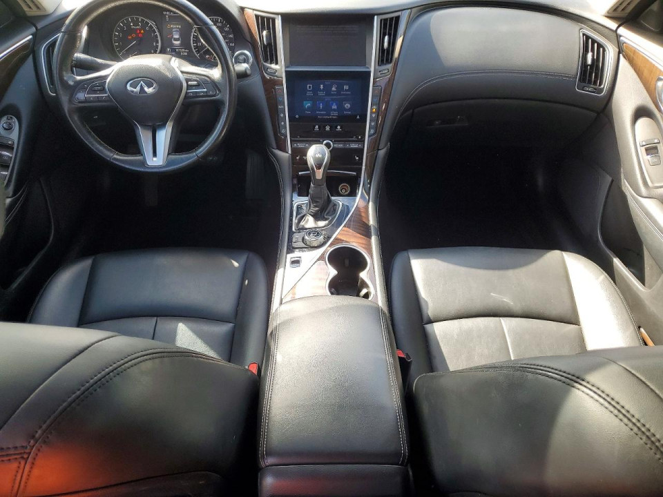 Infiniti Q50 3.0T LUXE 2019 — Copart