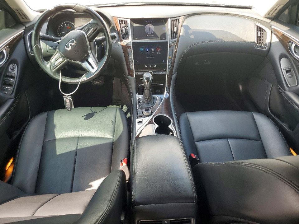 Infiniti Q50 3.0T LUXE 2018 — Copart