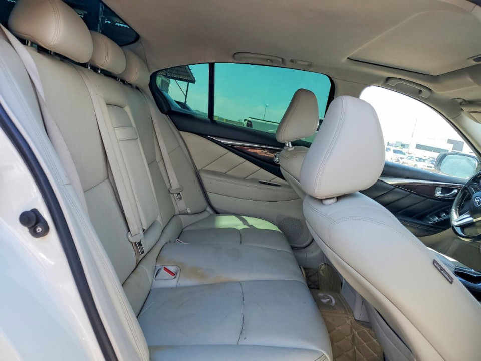 Infiniti Q50 3.0T LUXE 2018 — Copart