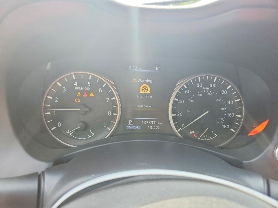 Infiniti Q50 3.0T LUXE 2018 — Copart