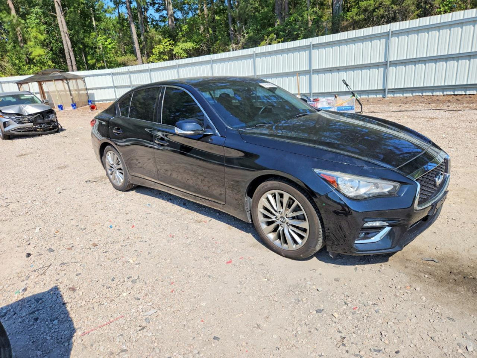 Infiniti Q50 3.0T LUXE 2018 — Copart