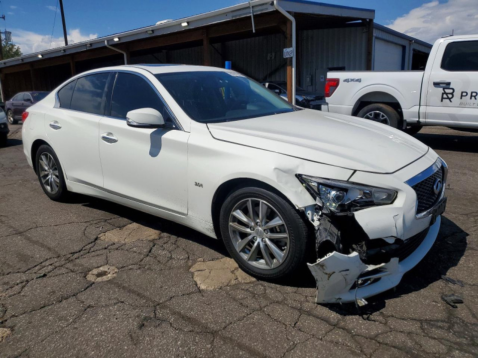Infiniti Q50 3.0T PREMIUM 2017 — Copart