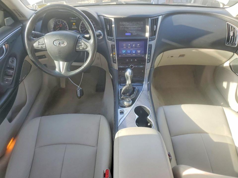 Infiniti Q50 3.0T PREMIUM 2017 — Copart