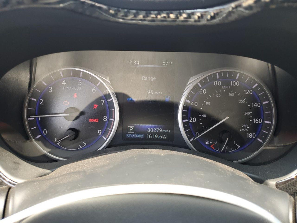 Infiniti Q50 2015 — Copart