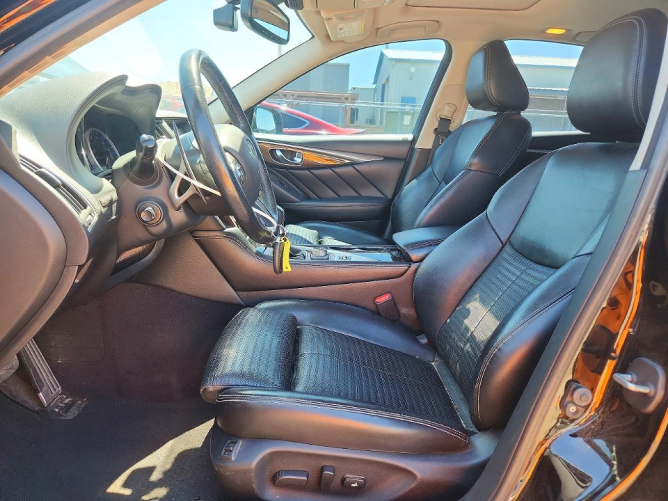Infiniti Q50 2016 — Copart