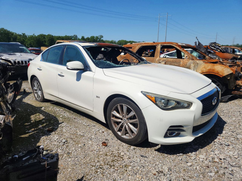 Infiniti Q50 2017 — Copart