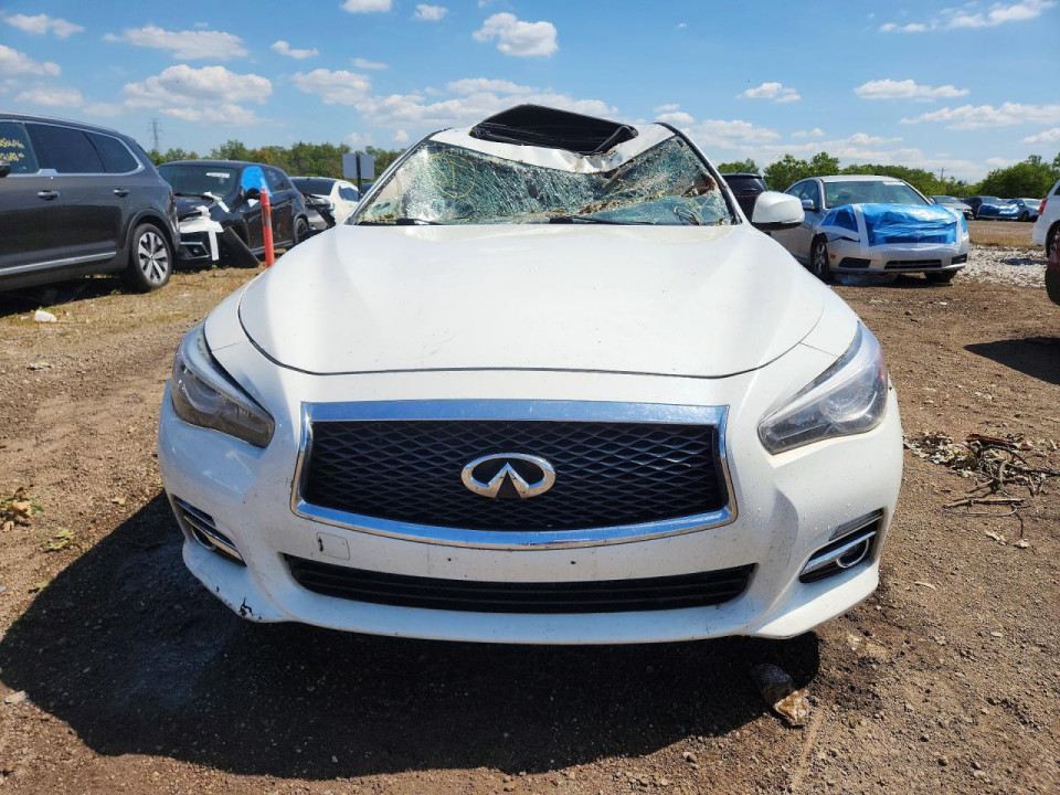Infiniti Q50 2017 — Copart