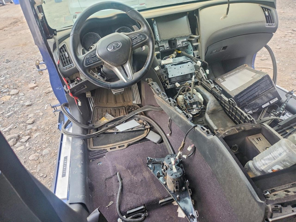 Infiniti Q50 2018 — Copart