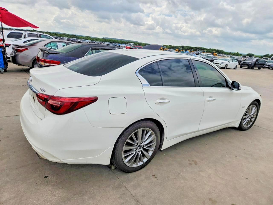 Infiniti Q50 2018 — Copart