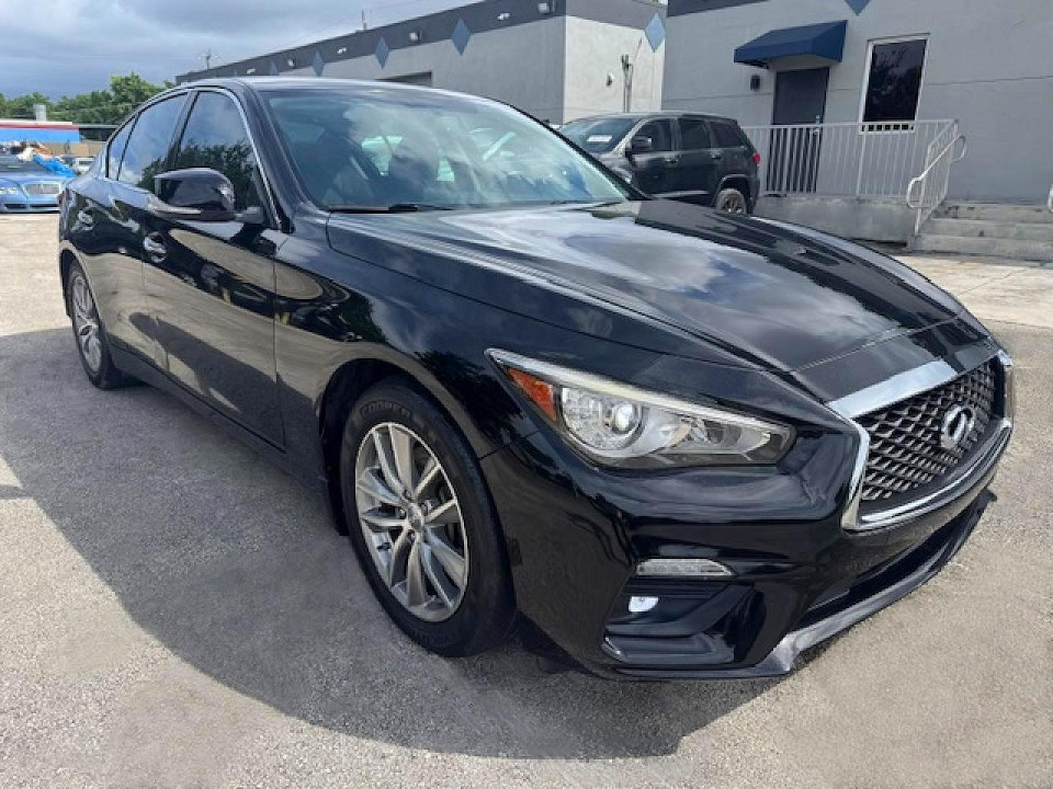 Infiniti Q50 2021 — Copart