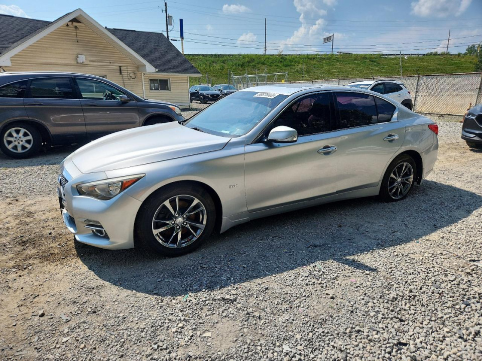 Infiniti Q50 2017 — Copart