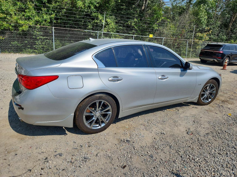 Infiniti Q50 2017 — Copart