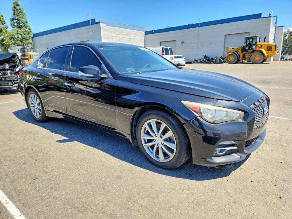 Infiniti Q50 2015 — Copart