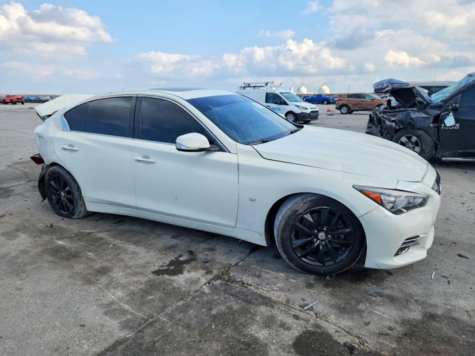 Infiniti Q50 2015 — Copart