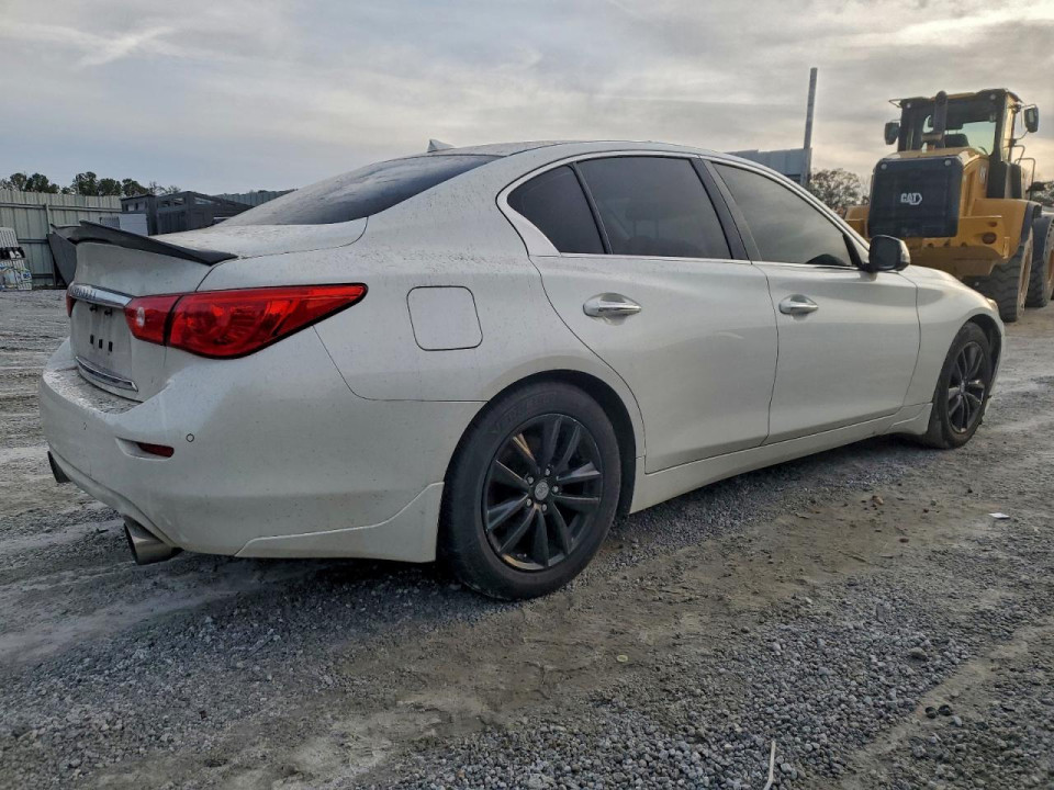 Infiniti Q50 2017 — Copart