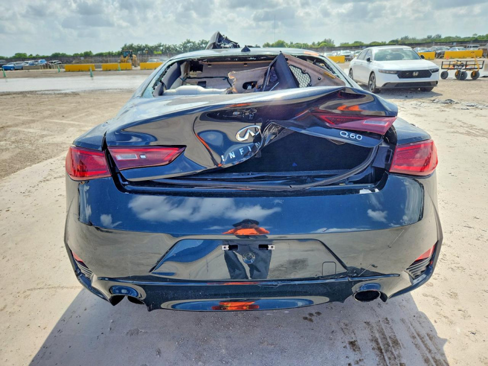 Infiniti Q60 3.0T LUXE 2019 — Copart