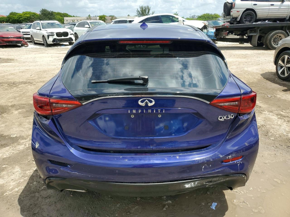 Infiniti QX30 2017 — Copart