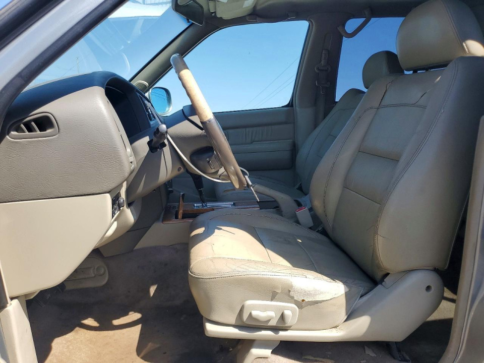 Infiniti QX4 2001 — Copart