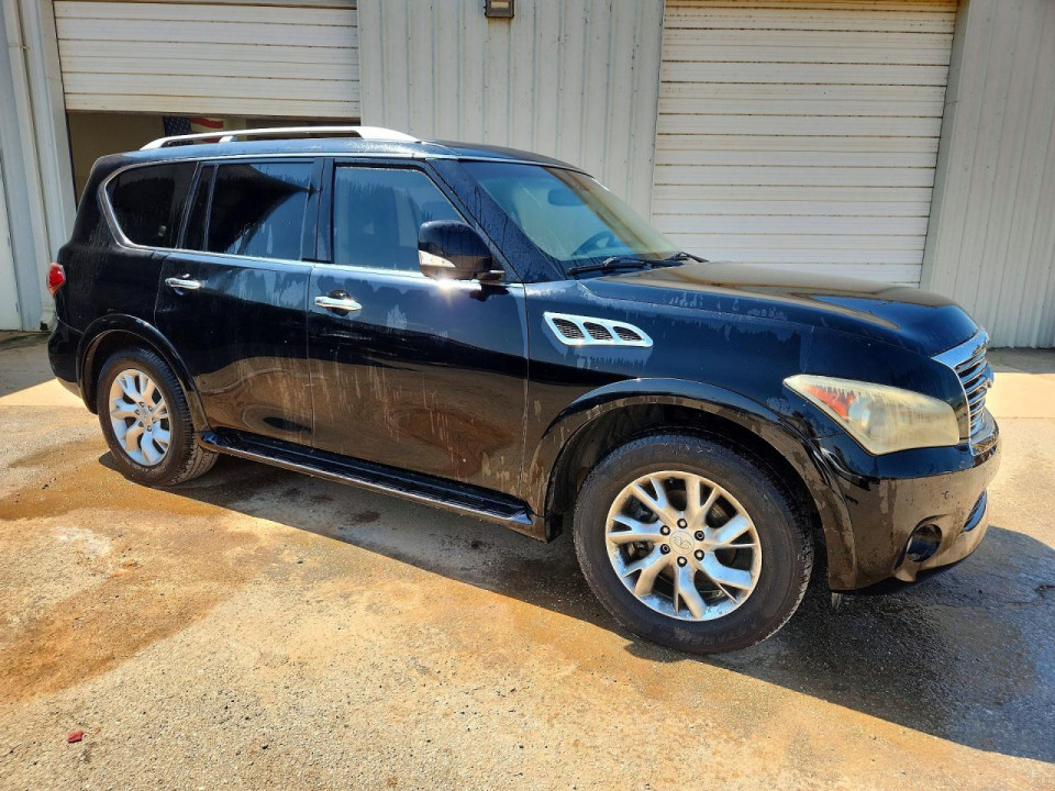 Infiniti QX56 BASE 2011 — Copart