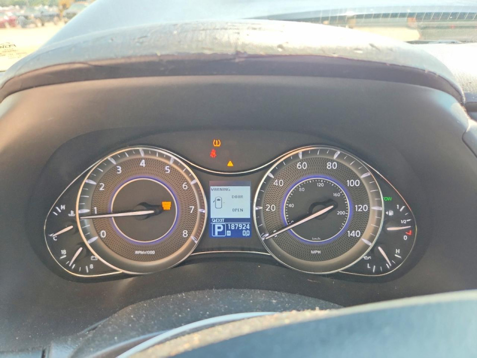 Infiniti QX56 BASE 2011 — Copart