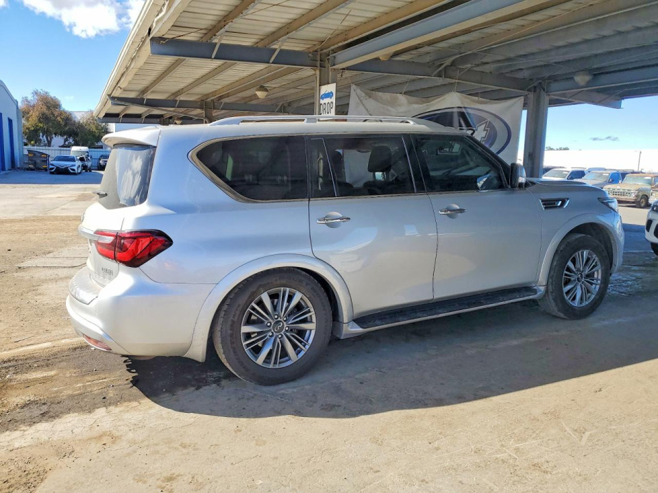 Infiniti QX80 2021 — Copart