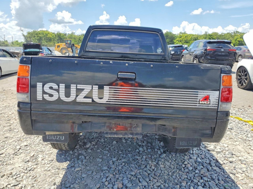 Isuzu CONVENTIONAL SHORT BED 1988 — Copart