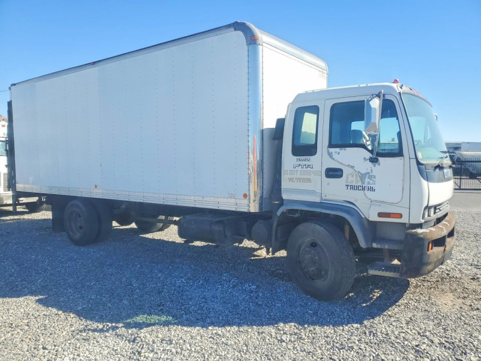 Isuzu F7 BOX TRUCK 2000 — Copart