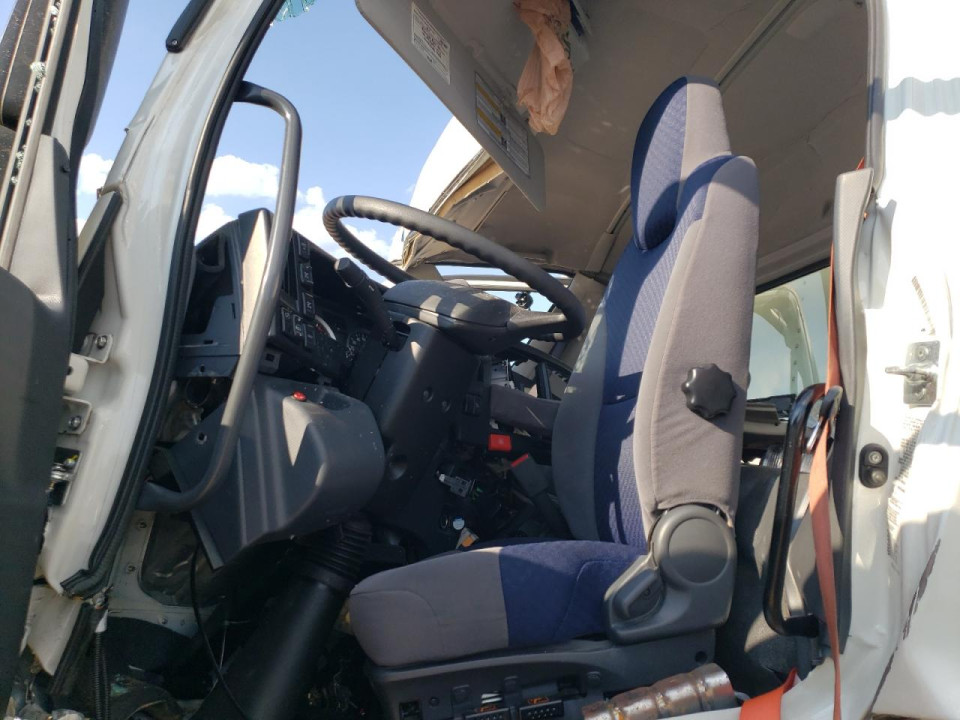 Isuzu FTR 2023 — Copart