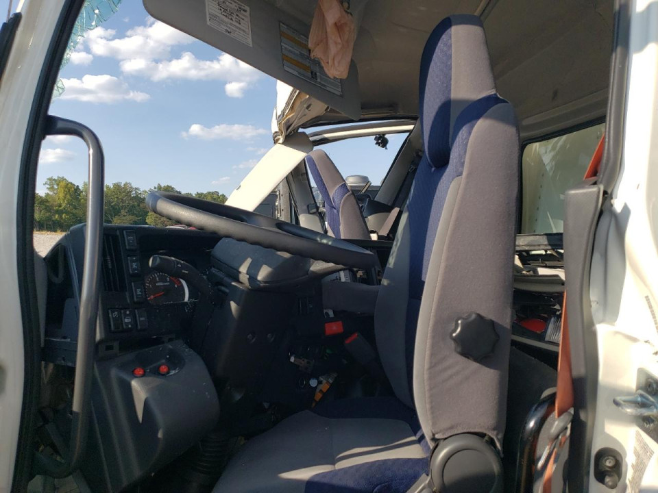 Isuzu FTR 2023 — Copart