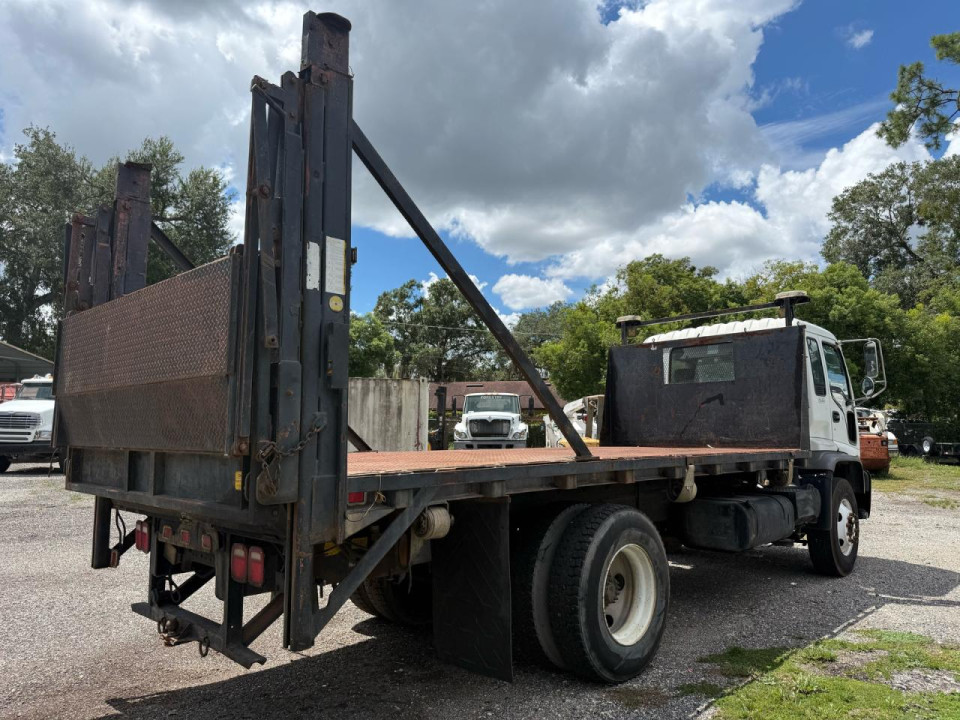 Isuzu FTR 2000 — Copart