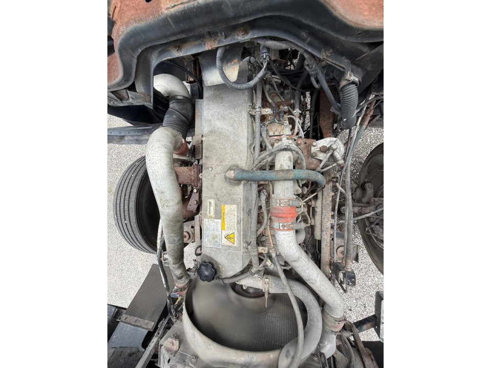 Isuzu FTR 2000 — Copart
