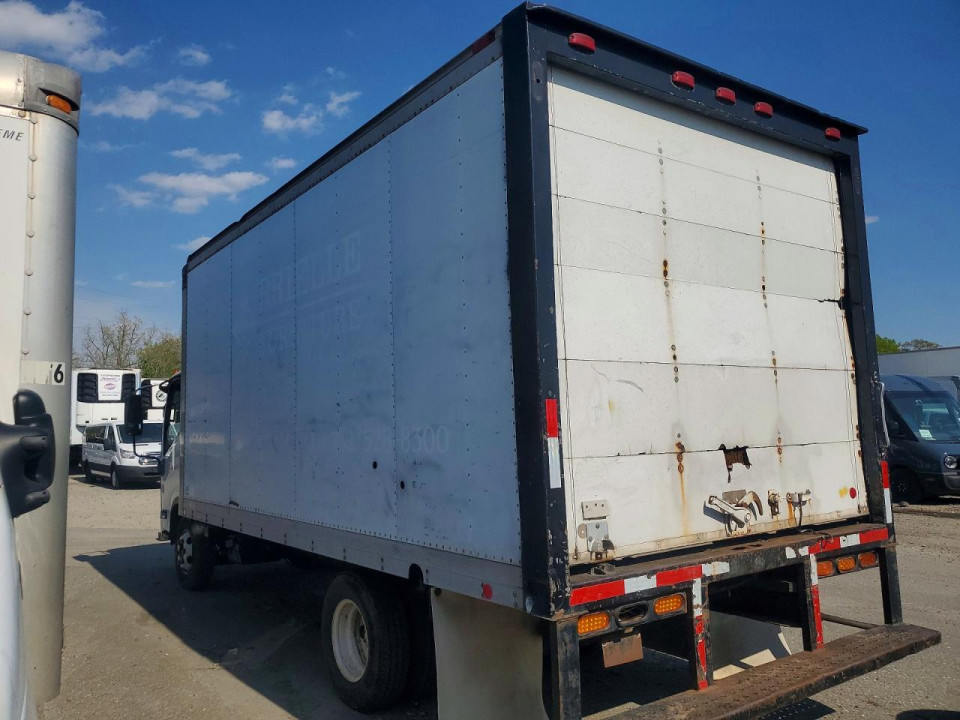 Isuzu NPR BOX TRUCK 2009 — Copart