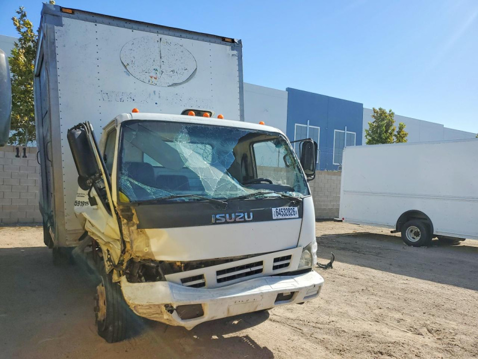 Isuzu NPR BOX TRUCK 2006 — Copart