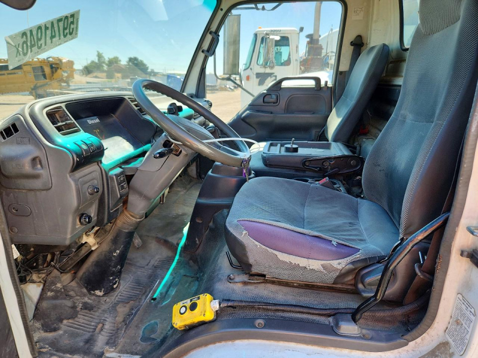 Isuzu NPR DUMP TRUCK 2005 — Copart