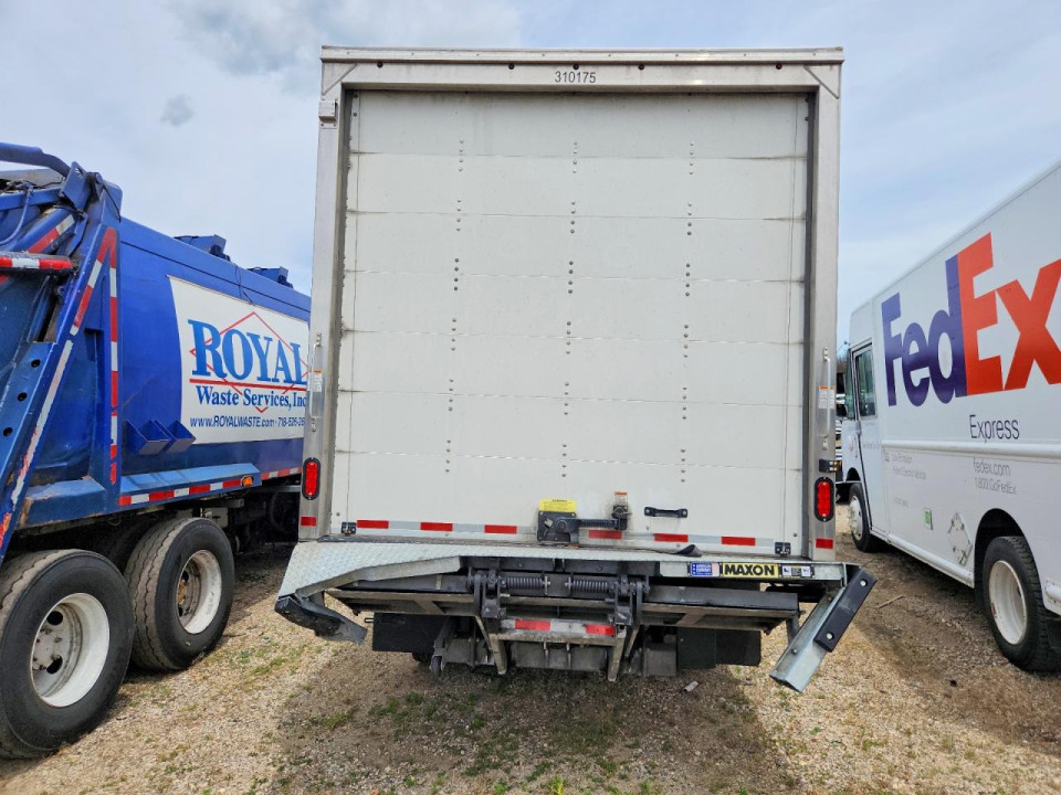 Isuzu NPR HD BOX TRUCK 2024 — Copart