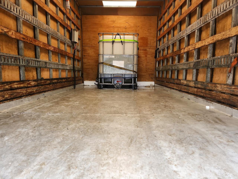 Isuzu NPR HD BOX TRUCK 2015 — Copart