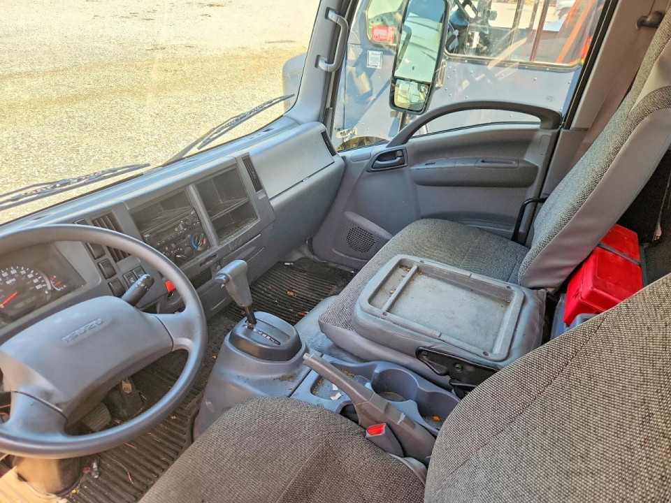 Isuzu NPR HD BOX TRUCK 2020 — Copart