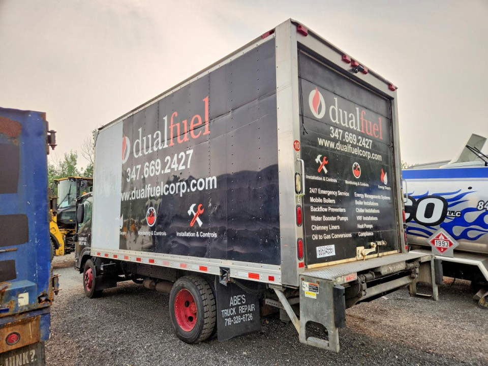 Isuzu NPR HD BOX TRUCK 2016 — Copart