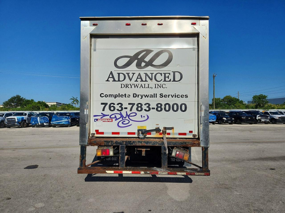 Isuzu NPR HD BOX TRUCK 2015 — Copart