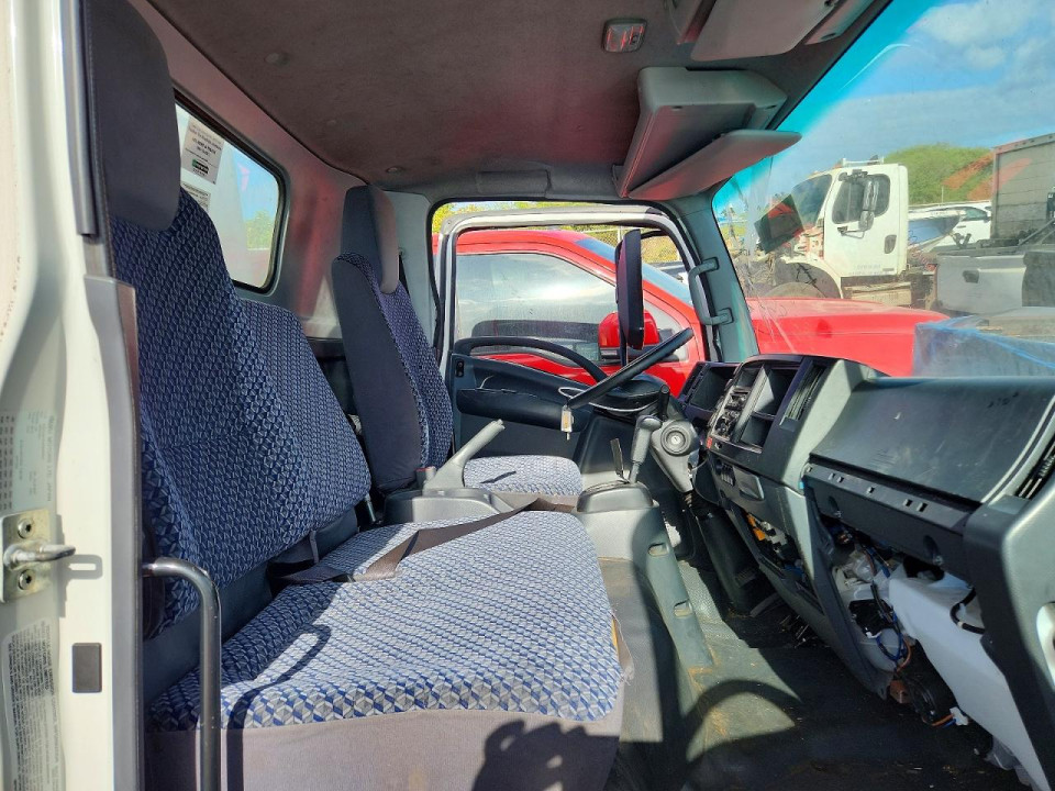 Isuzu NPR HD BOX TRUCK 2024 — Copart