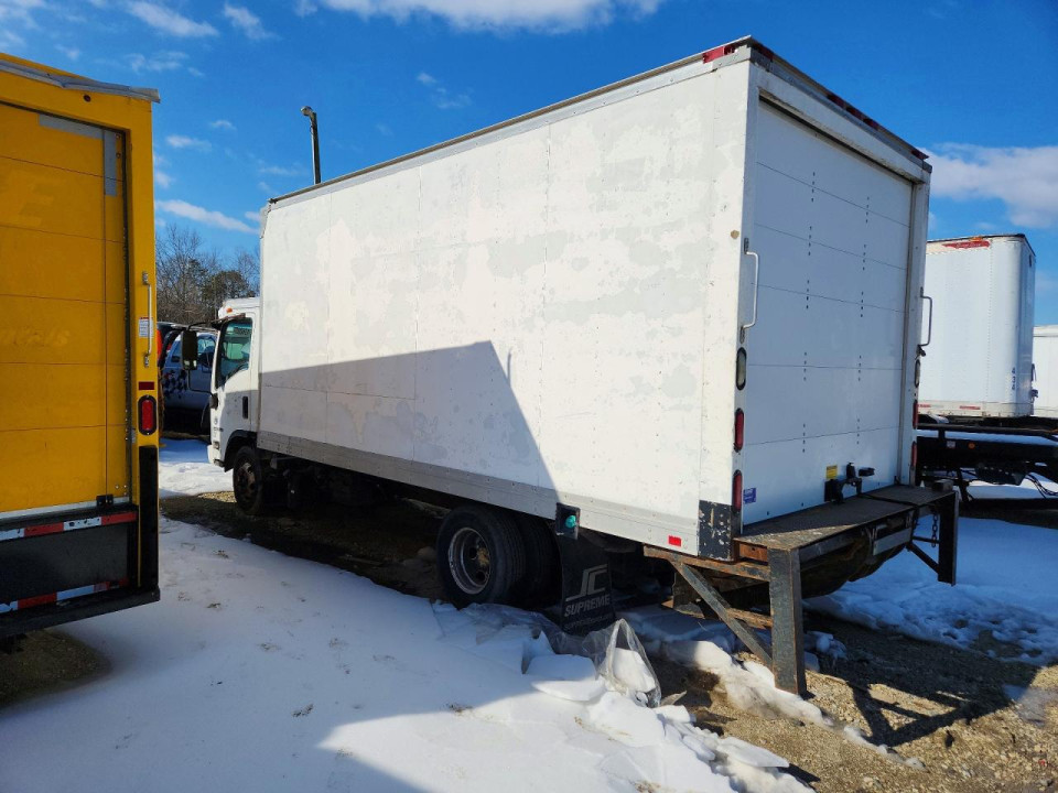 Isuzu NPR HD BOX TRUCK 2011 — Copart