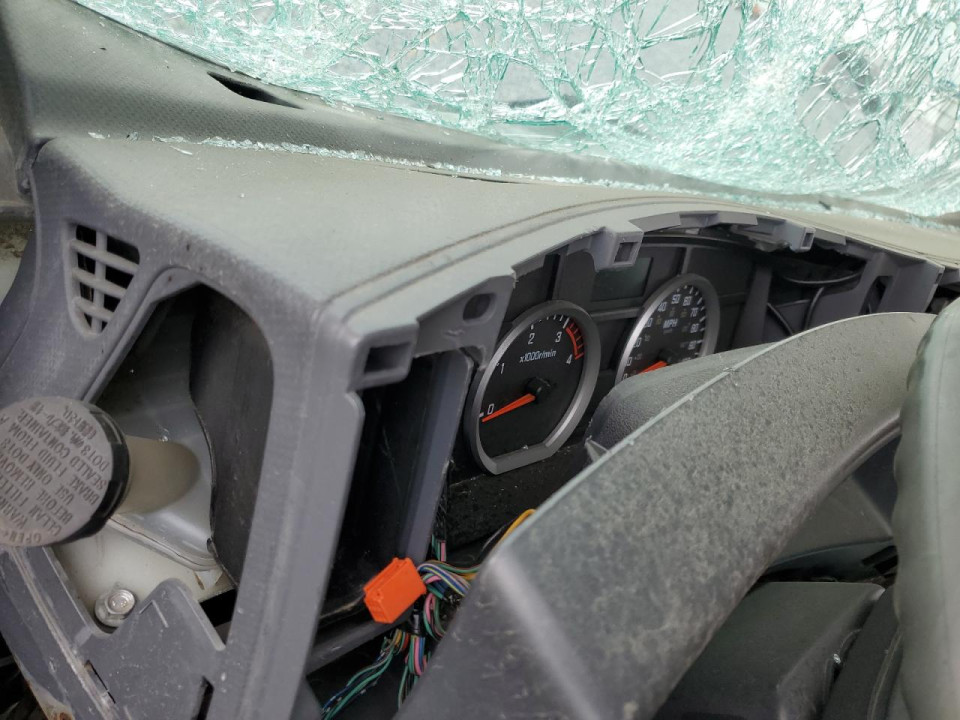 Isuzu NPR HD BOX TRUCK 2012 — Copart
